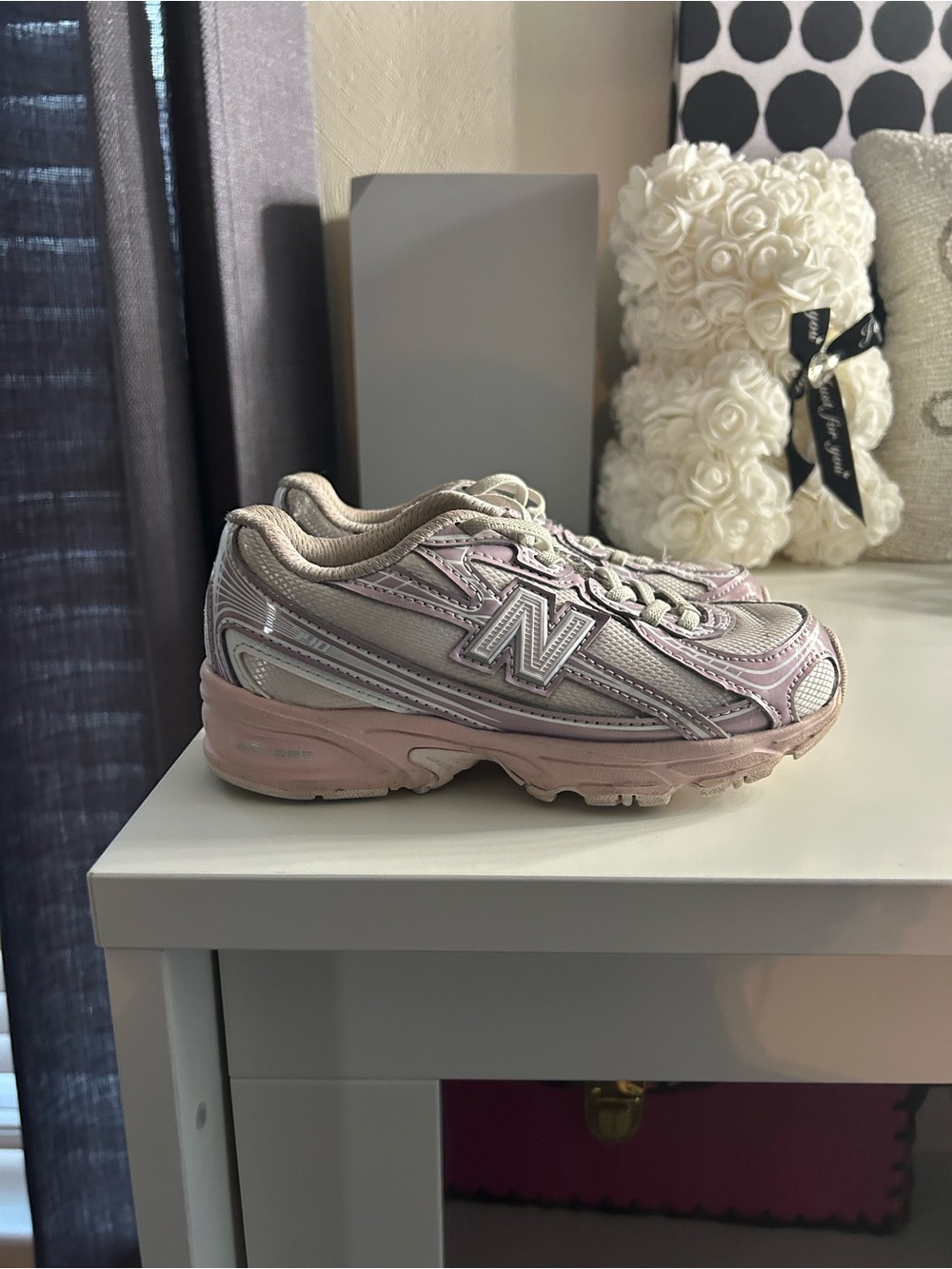 New Balance Girls Light Pink & Beige Running Sneakers